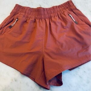 Vuori Courtside Shorts